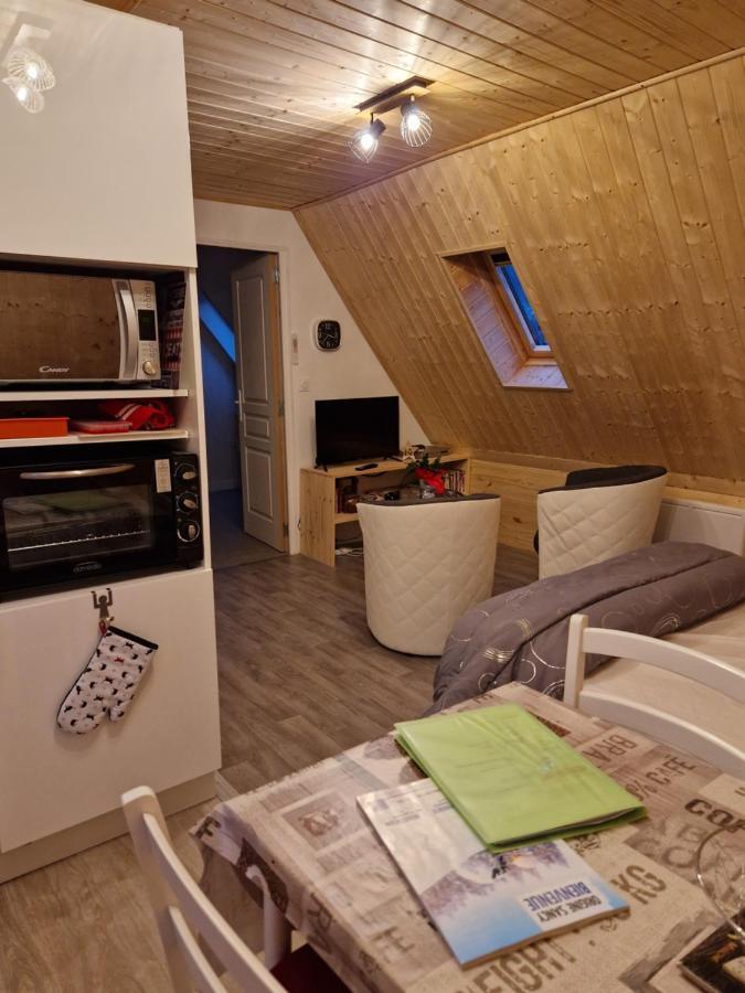 La Maison Des Fleurs Studio Le Mont-Dore Esterno foto